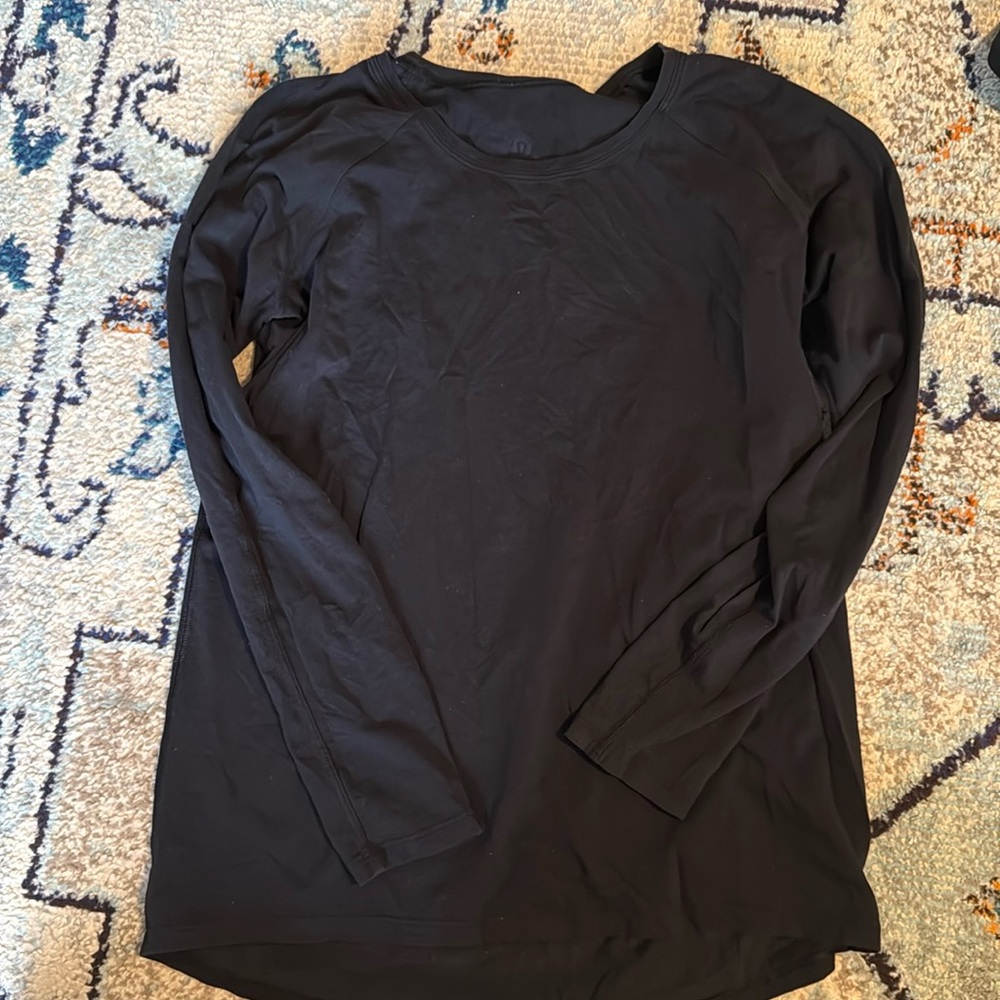 Lululemon black long sleeve